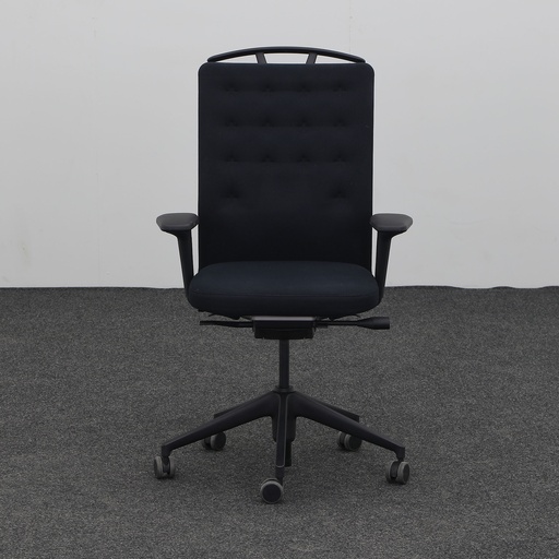 Bürodrehstuhl Vitra ID Trim mit Kleiderbügel